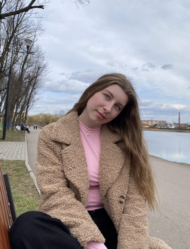 Лещенко Ольга Романівна